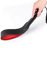 Chibata Moderna em Preto com Detalhes em Vermelho